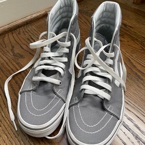 women’s size 8 grey vans